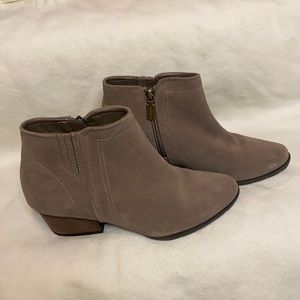 Blondo Valli 2.0 waterproof suede ankle boot